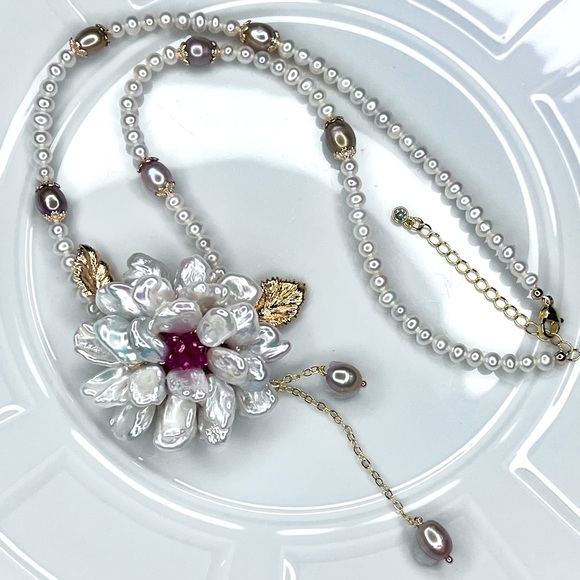 Hand Crafted Jewelry - 🔥🔥🔥 Handmade Premium Freshwater Blue Keshi Pearl & RUBY 💎 Flower 🌺 Necklace